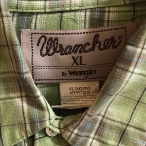 Long sleeve button up shirt